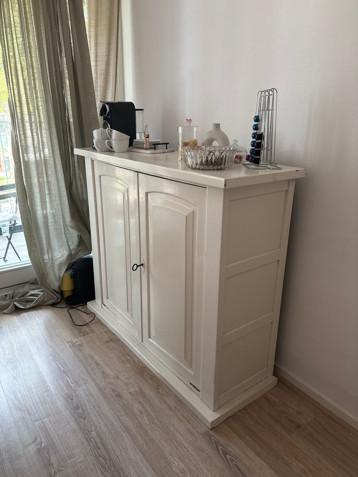 Antieke houten kast - Wit geverfd dressoir, Antiek en Kunst, Ophalen