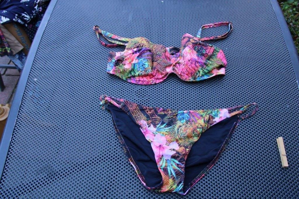 Bikini gekleurd Freya mt M 80C Vaste prijs, Kleding | Dames, Overige kleuren, Zo goed als nieuw, Bikini, Freya