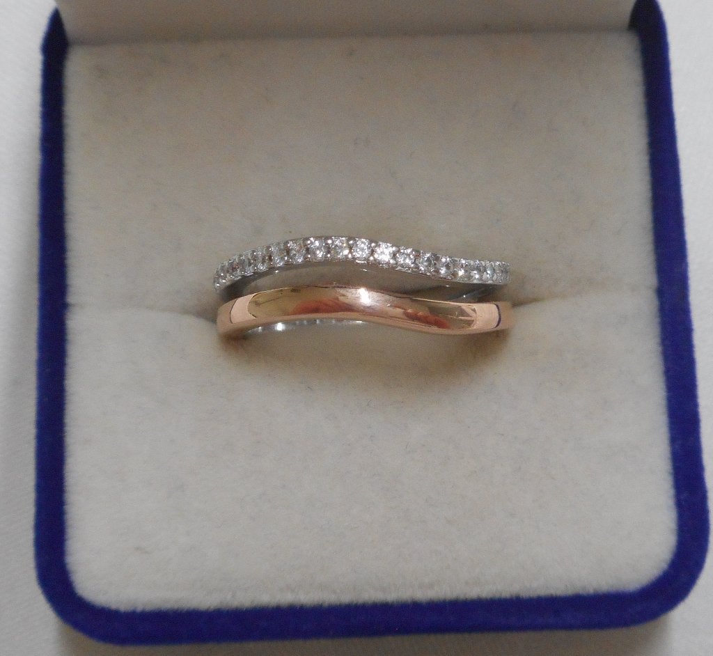 Zilveren bicolor ring met steentjes esprit nr.1583, Verzenden, Zo goed als nieuw, 17 tot 18, Dame