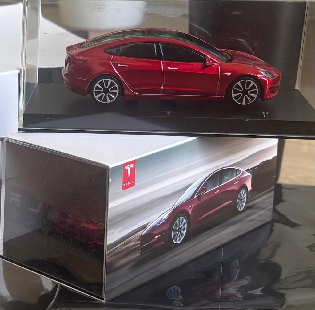 Tesla Model 3 Automodel rood 1:43, Ophalen of Verzenden, Nieuw, Auto, Overige merken