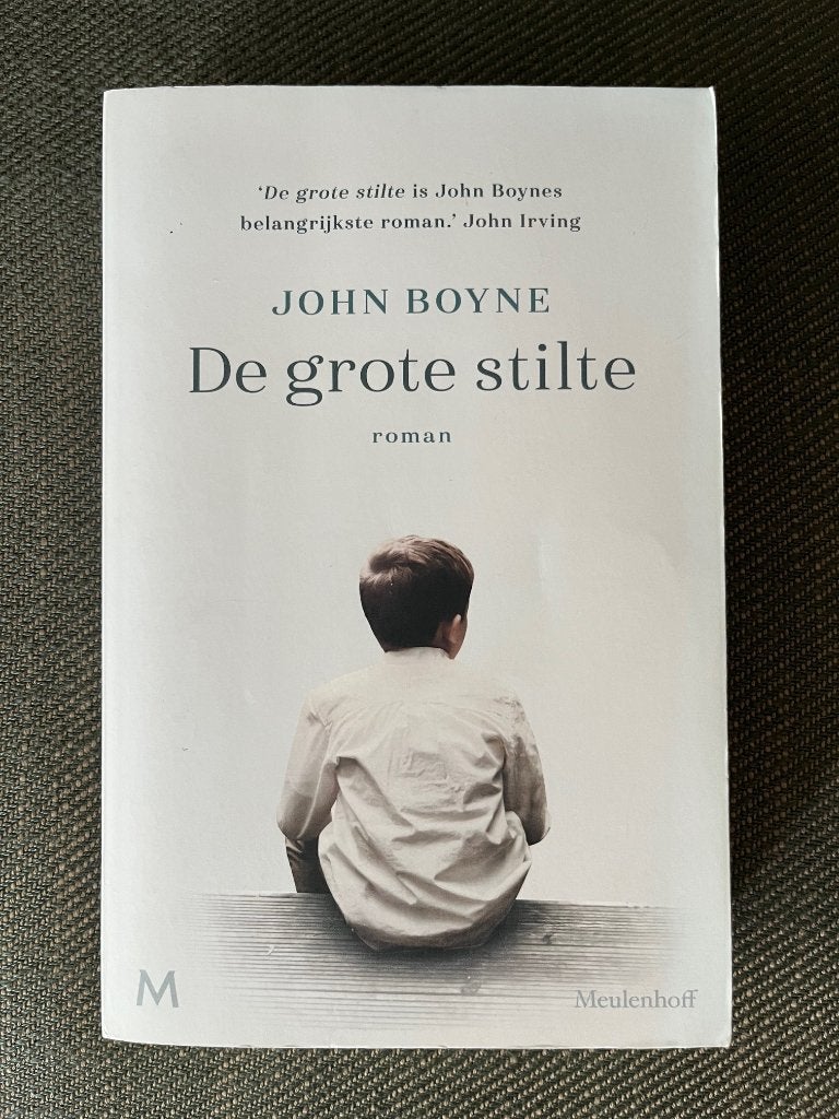 John Boyne - De grote stilte., Boeken, Ophalen of Verzenden, Zo goed als nieuw, John Boyne