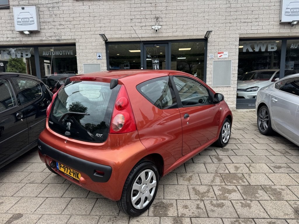 Peugeot 107 1.0-12V XR Nieuwe apk koppeling VV (bj 2009), Auto's, Gebruikt, Overige kleuren, 4 stoelen, 68 pk