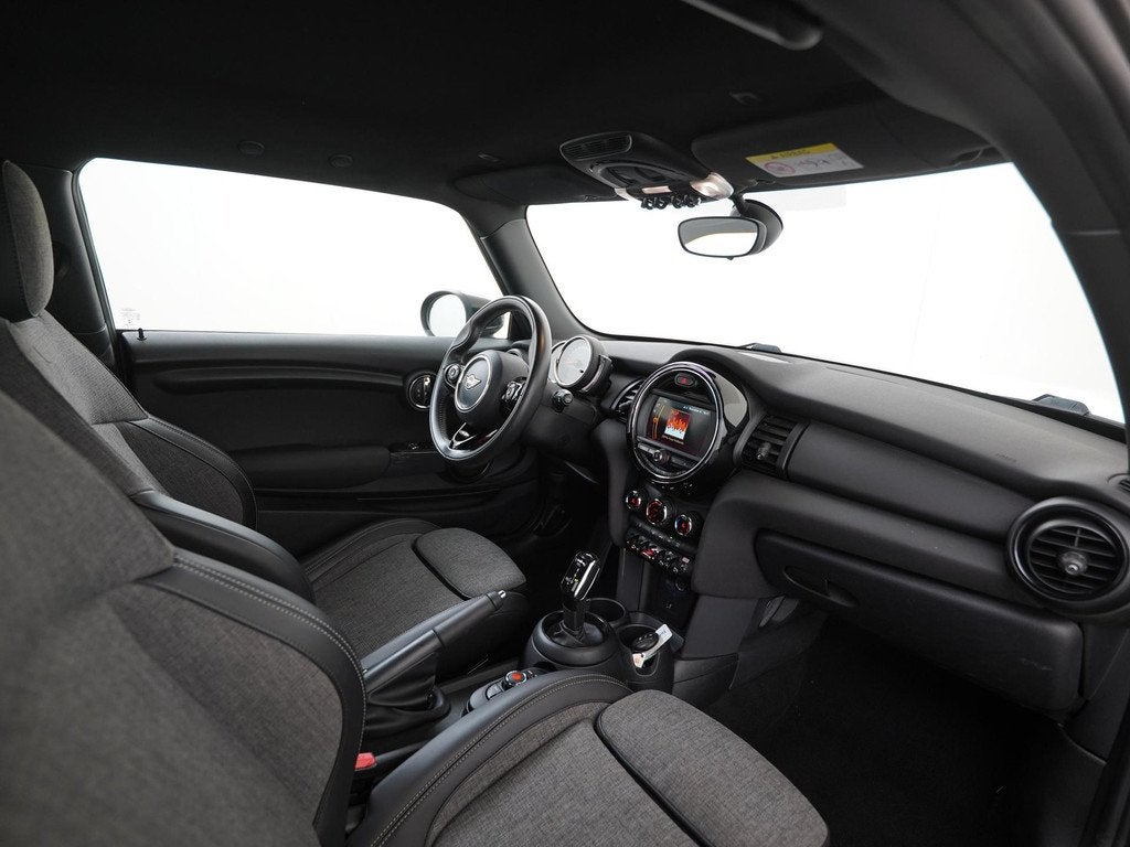 MINI Automaat 1.5 One Chili | Sport Stuur/stoelen | Zondag O, Auto's, Mini, 12 maanden, Gebruikt, Euro 6, 4 stoelen