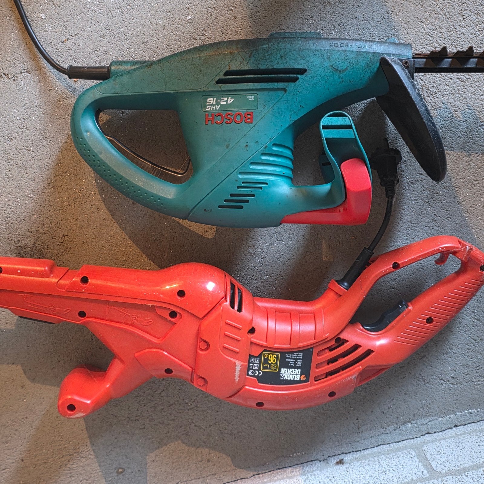 Bosch Heggenschaar & Black+Decker Kantenmaaier, Tuin en Terras, Ophalen, Gebruikt, Elektrisch, Bosch, Black+Decker