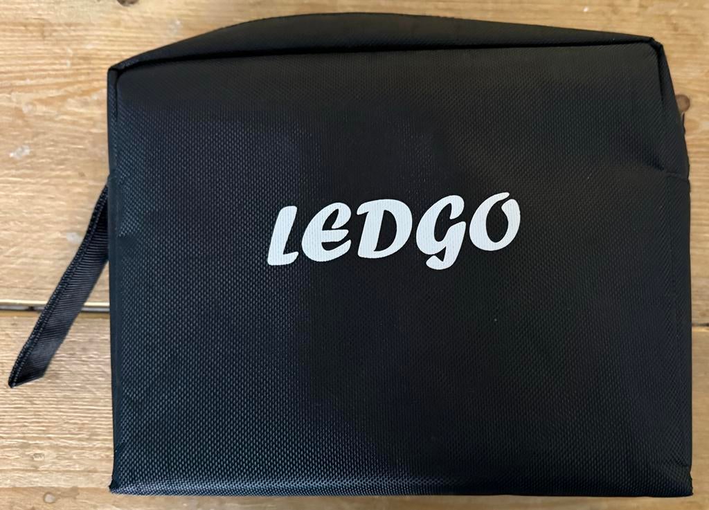 Ledgo LG-B308C videolamp, Ophalen of Verzenden, Gebruikt, Lamp of Flitsset