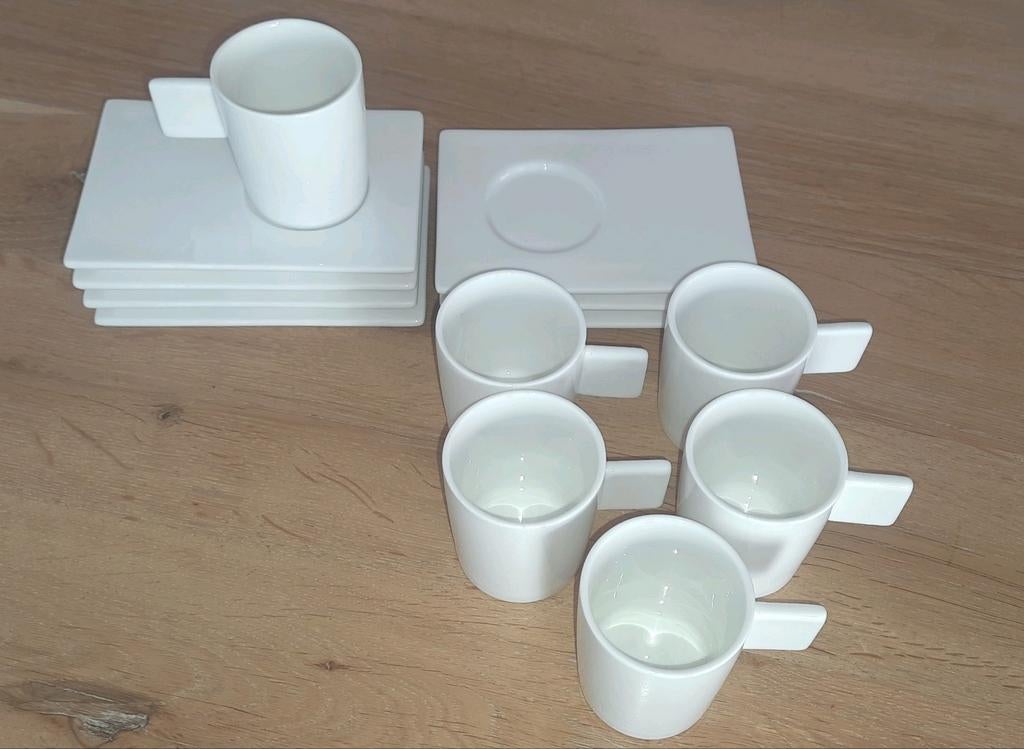 6  Espressokopjes, 7 schoteltjes DEA Gourmet, Huis en Inrichting, Ophalen, Zo goed als nieuw, Effen, Kop(pen) en/of Schotel(s)