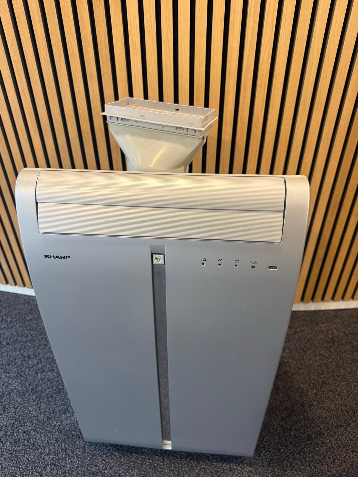 Sharp Mobiele Airco CV-P09FR - Koelen en Ontvochtigen, Ophalen, Gebruikt, Minder dan 60 m³, 3 snelheden of meer