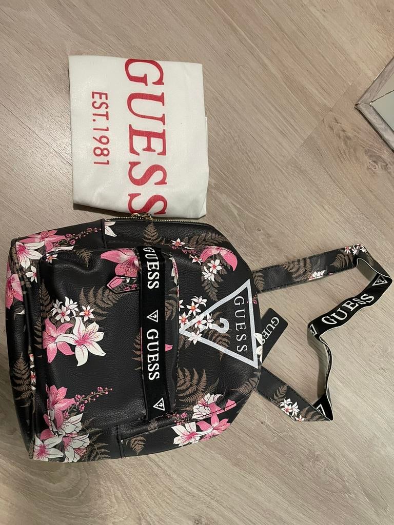 Guess rugzak, Sieraden, Tassen en Uiterlijk, Tassen | Schoudertassen, Ophalen of Verzenden, Nieuw