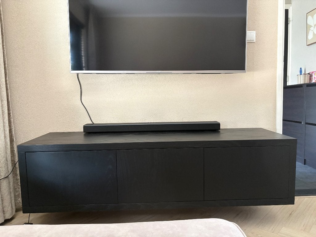 Zwarte tv kast, Ophalen, 150 tot 200 cm, Eikenhout, Zo goed als nieuw