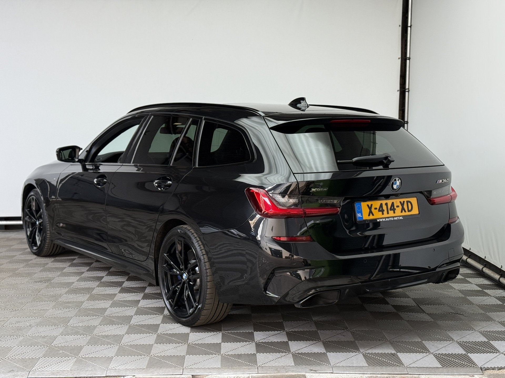 BMW 3 Serie Touring M340i xDrive High Executive Zeer Complet, Auto's, BMW, 1780 kg, Met garantie (alle), Zwart, Leder