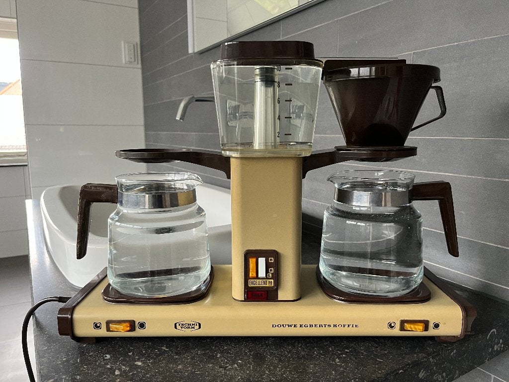 Douwe Egberst Moccamaster dubbele uitvoering, Witgoed en Apparatuur, Koffiezetapparaten, Gebruikt, Koffiemachine, Gemalen koffie