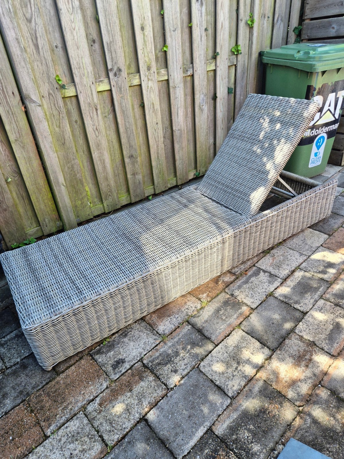 Ligstoel voor buiten, Ophalen, Gebruikt, Kunststof