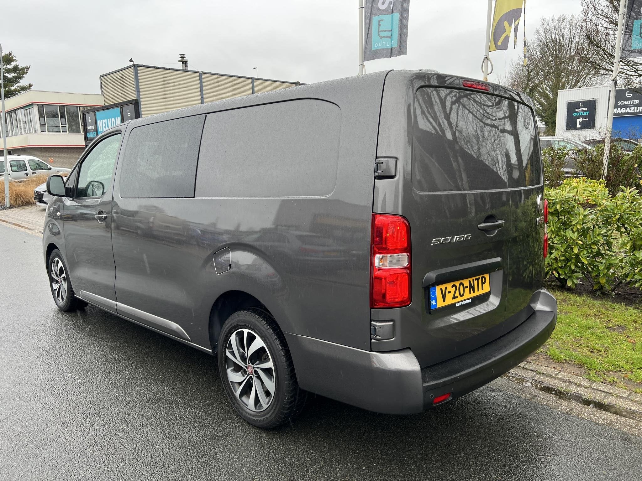 Fiat Scudo 2.0 MultiJet 180PK AUT L3H1 DC Leder•Xenon, Auto's, Gebruikt, Euro 6, 4 cilinders, 2500 kg