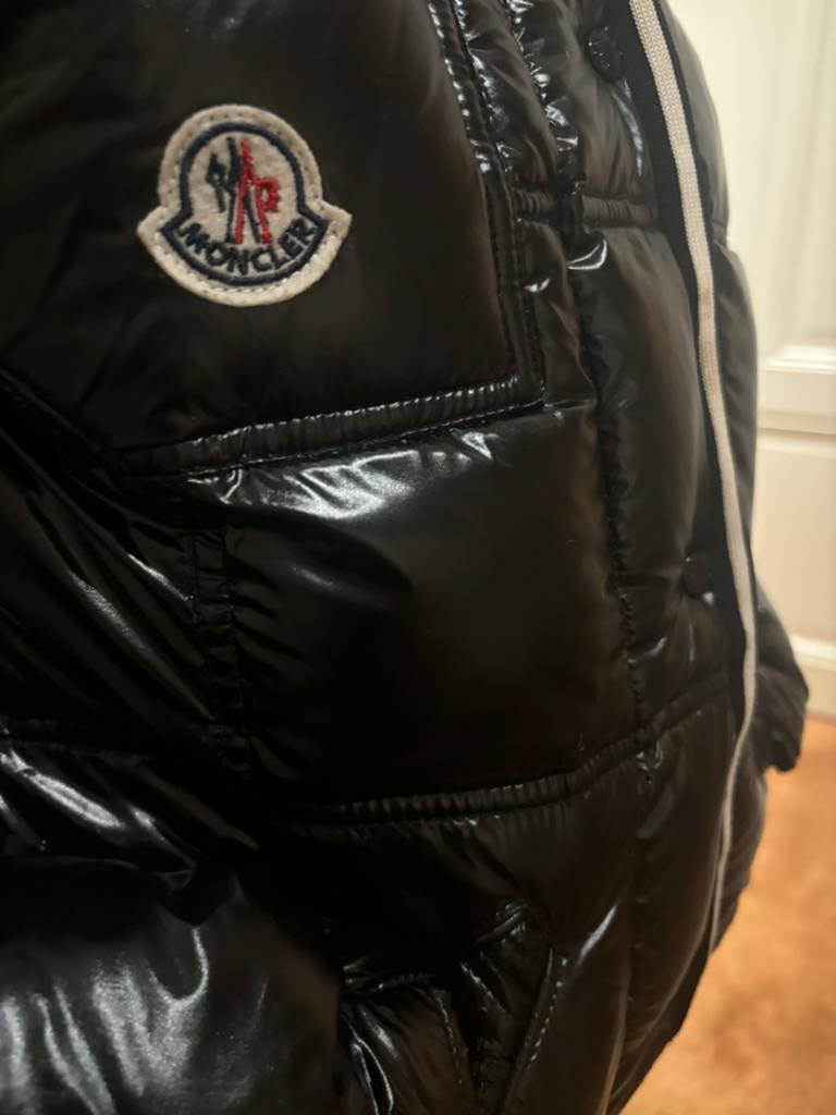 Moncler Puffer Jas Zwart Maat 36 (S), Kleding | Dames, Jassen | Winter, Ophalen of Verzenden, Gedragen, Maat 36 (S), Zwart