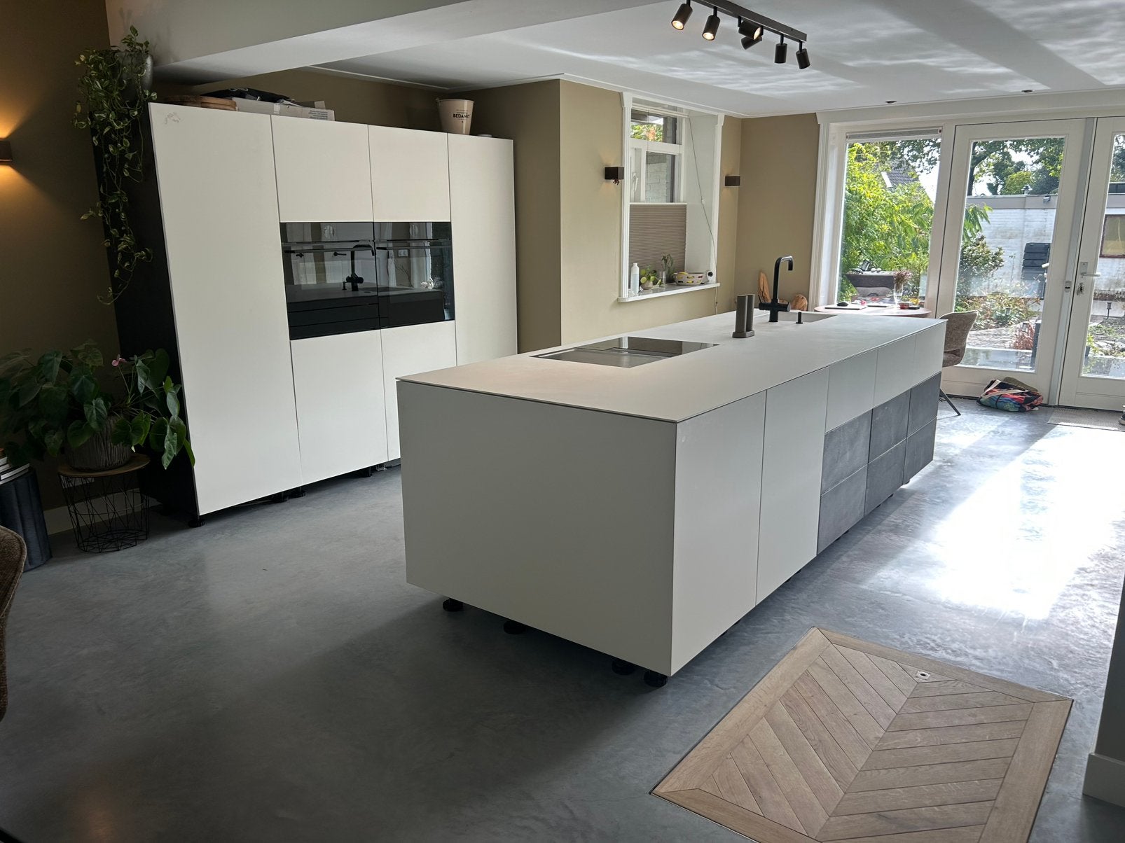 Leicht kookeiland 300x120cm (Bieden), Ophalen, Zo goed als nieuw, Overige typen