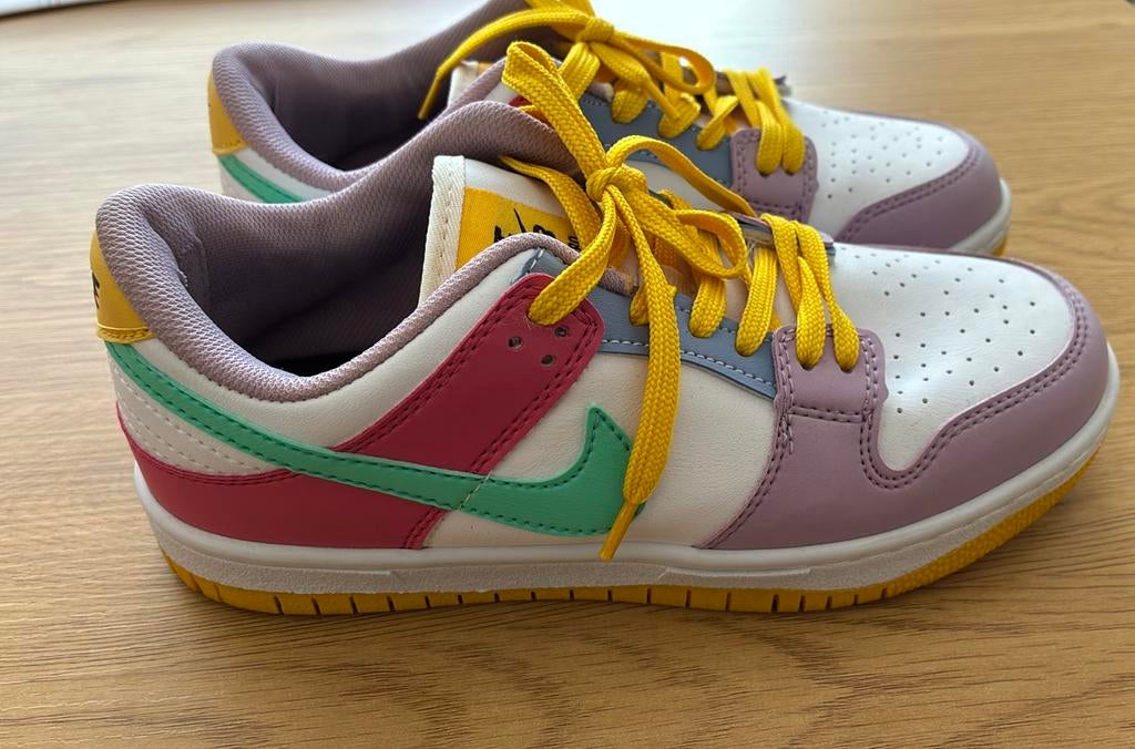 Nike SB, Ophalen of Verzenden, Zo goed als nieuw, Sneakers of Gympen