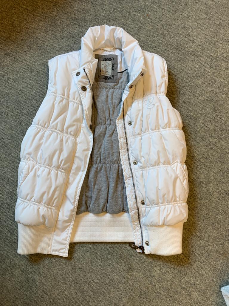 Witte gewatteerde bodywarmer EDC by Esprit, maat L, Ophalen of Verzenden, Zo goed als nieuw, Maat 34 (XS) of kleiner, Wit