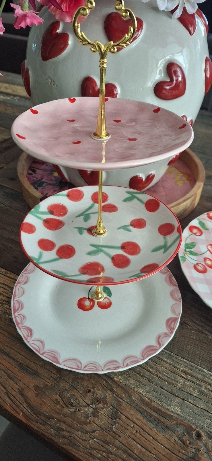 Leuke etagere 3 laags met kersen en hartjes handmade €27,50, Ophalen of Verzenden
