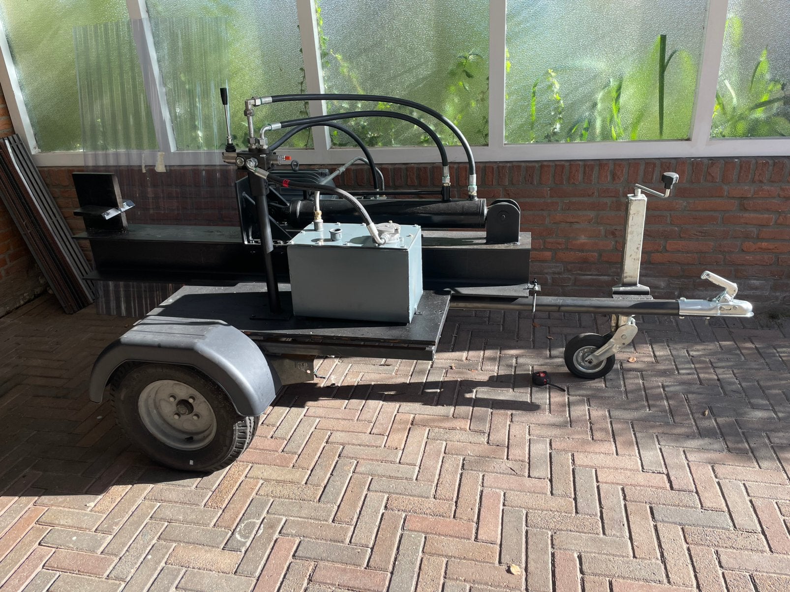 Hout Kloofmachine, Ophalen, Zo goed als nieuw