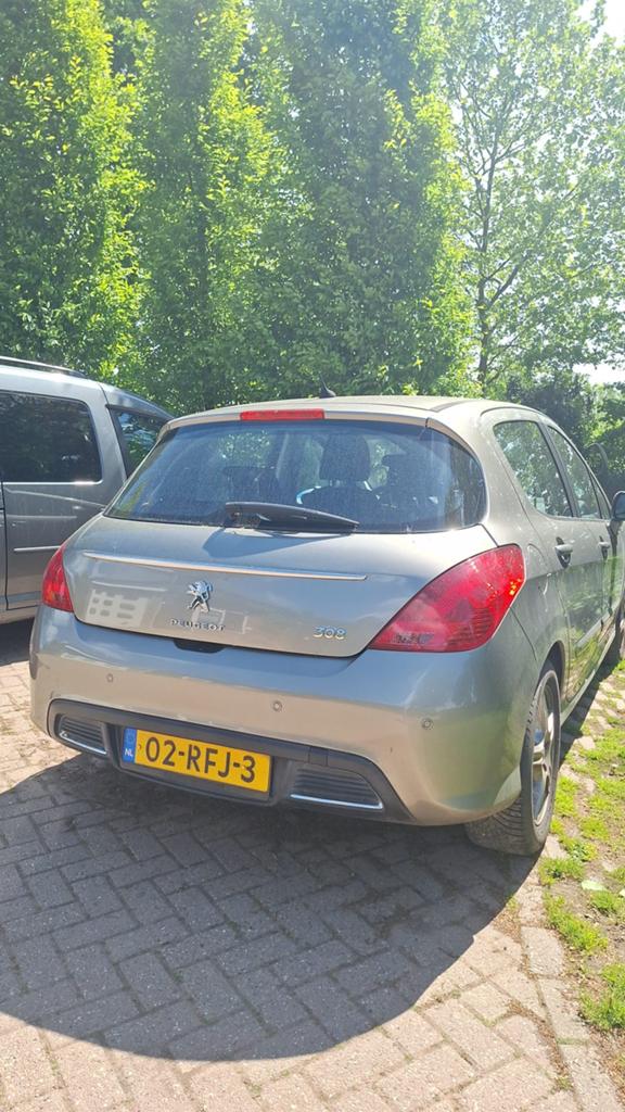 Peugeot 308 1.6 VTI 16V 5-DRS AUT 2011 Grijs, Auto's, Stof, 4 cilinders, 690 kg, Particulier