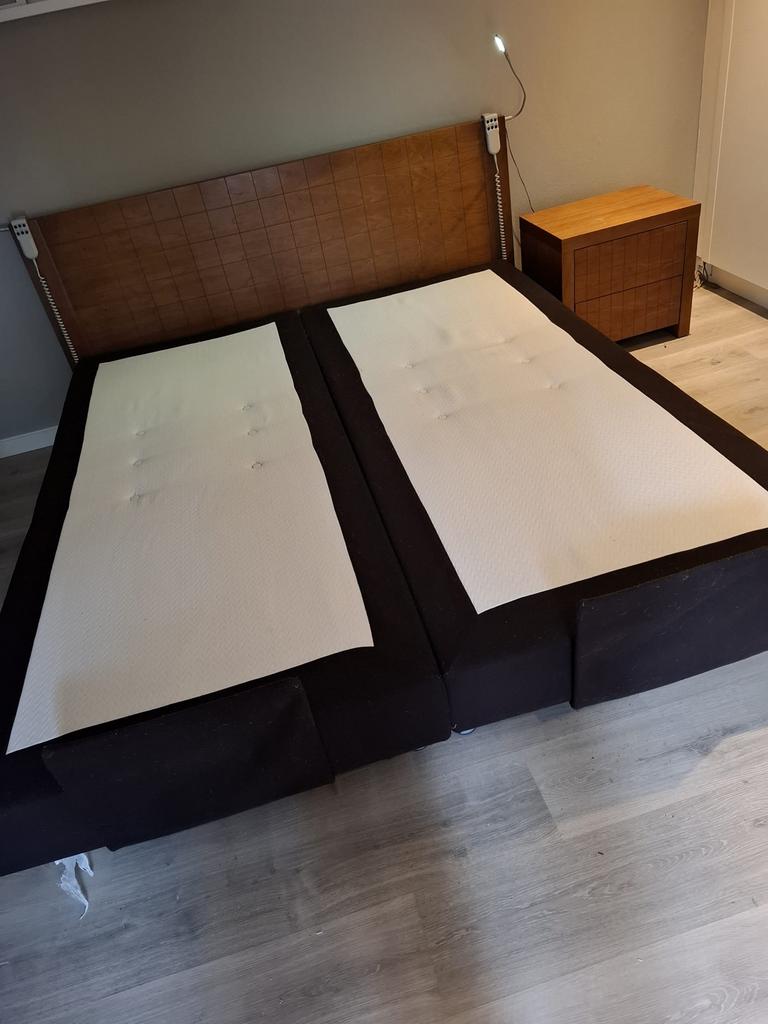 Eclectische Boxspring 180x220 met Hoofdbord, Huis en Inrichting, Slaapkamer | Boxsprings, Bruin, Tweepersoons, Ophalen of Verzenden
