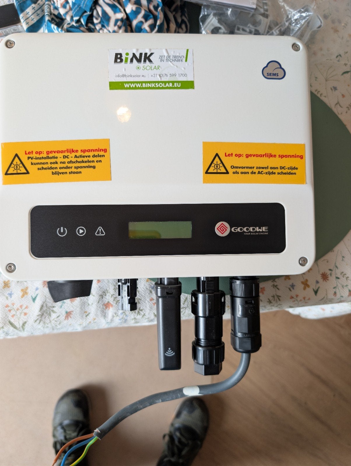 GoodWe GW2000-XS omvormer met WiFi-kit, Ophalen of Verzenden, Zo goed als nieuw, Overige typen