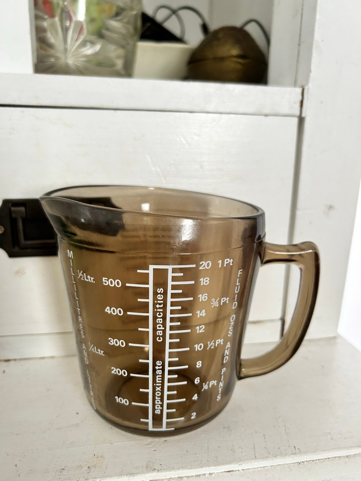 Vintage Arcopal Maatbeker - Rookbruin Glas, Ophalen of Verzenden