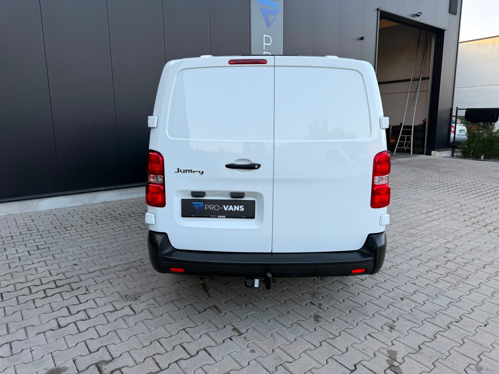 Citroën Jumpy GB XL 2.0 Bluehdi 120PK S&S 3-zits Verhoogd, Auto's, 4 cilinders, Citroën, Particulier, Verwarmde buitenspiegels
