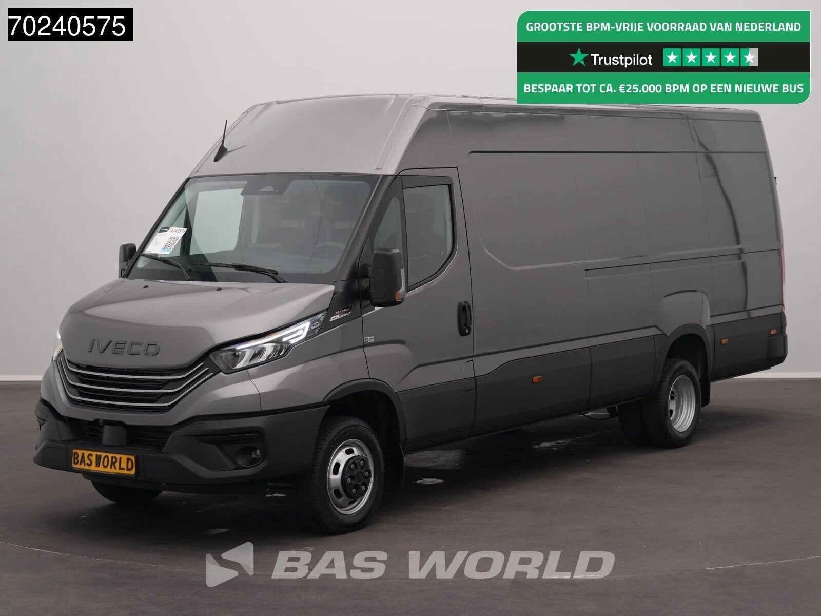 Iveco Daily 35C18 BPM VRIJ! 3.0L Automaat L3H2 180PK Dubbell, Auto's, Bestelauto's, Automaat, Stof, Euro 6, 4 cilinders