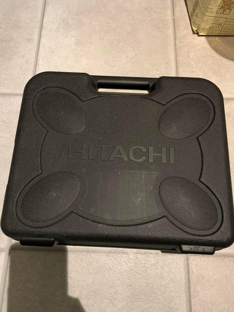 Koffer voor Hitachi, Ophalen, Gebruikt