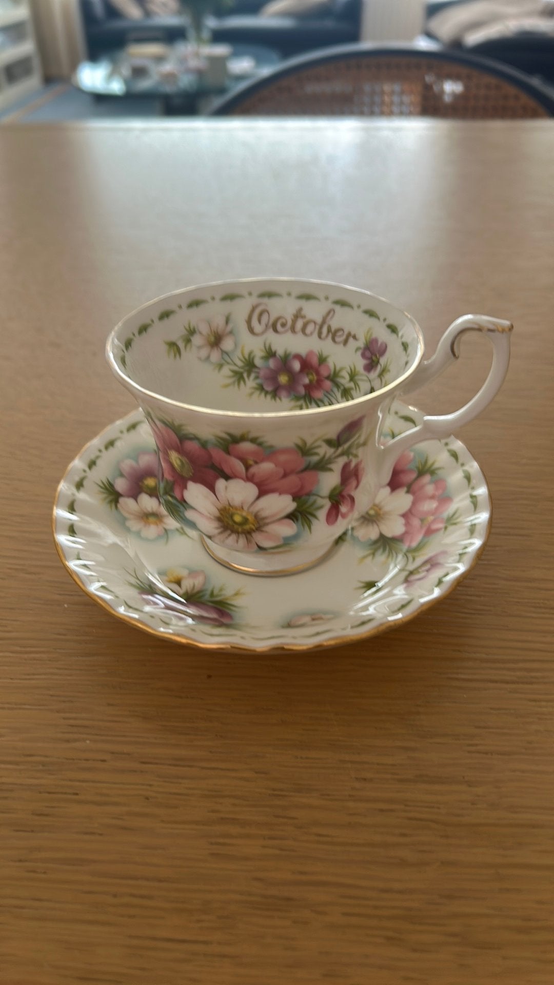 Royal Albert Maandkopje october groot, Ophalen