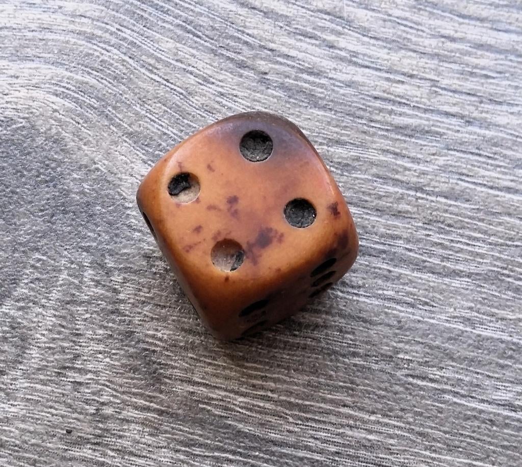 17 de eeuw Bodemvondst Been Benen Dobbelsteen Spel Trictrac, Ophalen of Verzenden