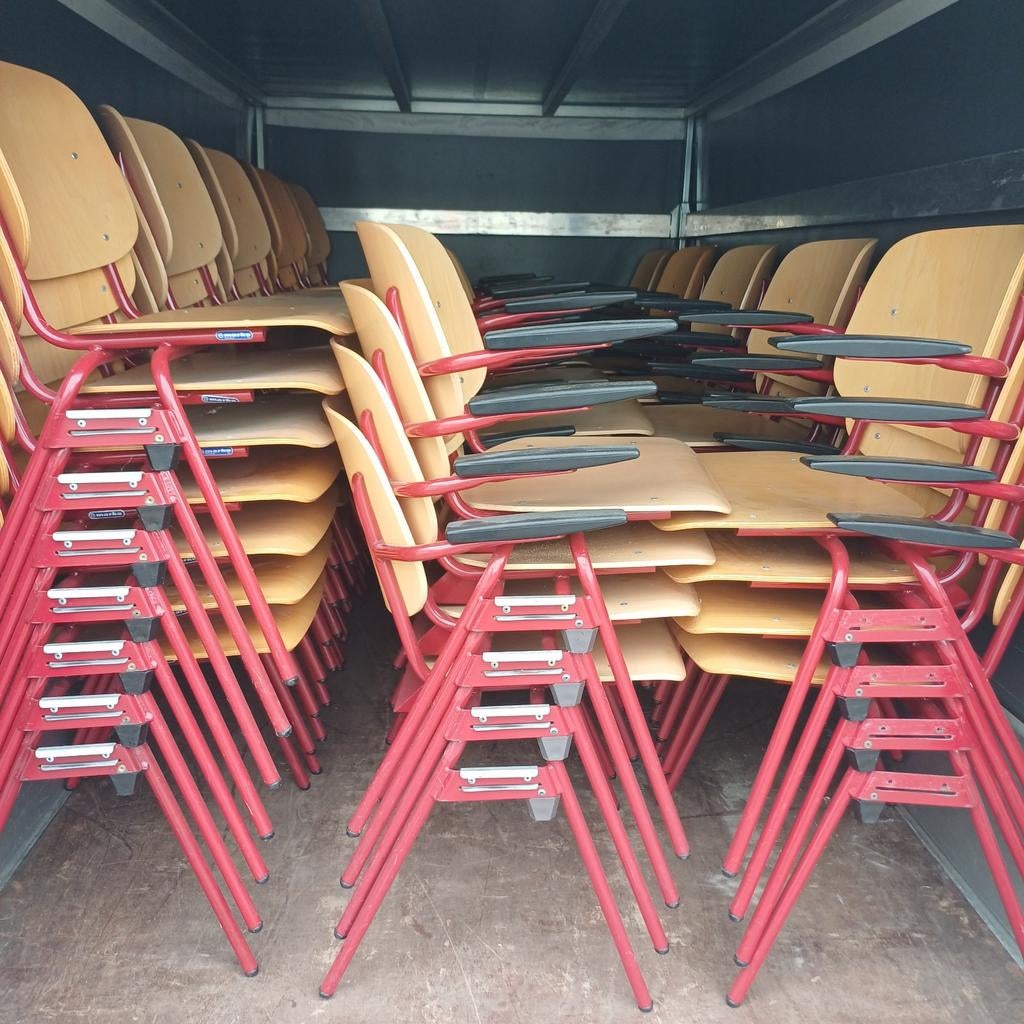 80 x vintage design stoelen schoolstoelen kerkstoelen, Huis en Inrichting, Ophalen, Gebruikt, Bruin, Vijf, Zes of meer stoelen
