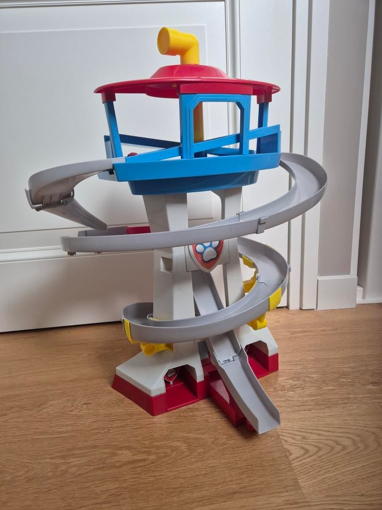 Paw Patrol Uitkijktoren met spiraalbaan en 2 tracks, Ophalen, Zo goed als nieuw, Jongen of Meisje