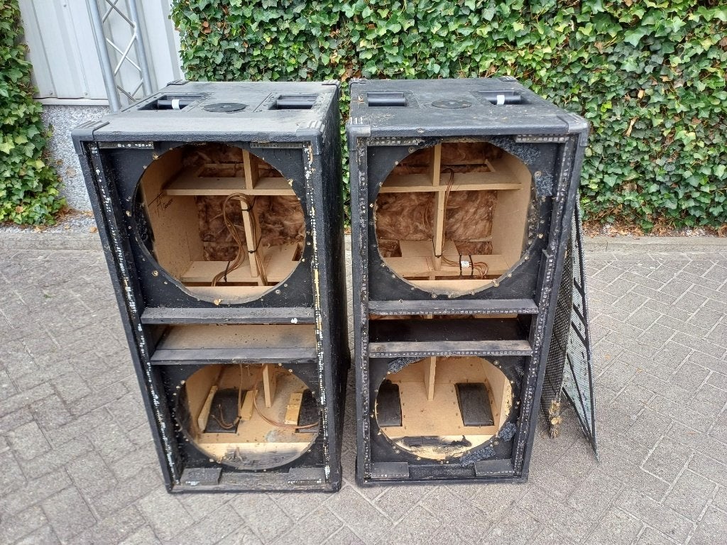 4x 18'' dubbel leeg / dubbel 18 PA kasten 18 inch 4 stuks, Gebruikt, Subwoofer, Ophalen, 150 watt of meer
