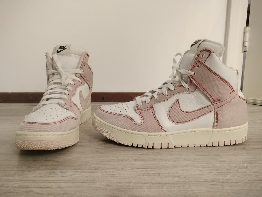 Nike Dunk High 1985 “Barely Rose” – Maat 42, Ophalen of Verzenden, Zo goed als nieuw