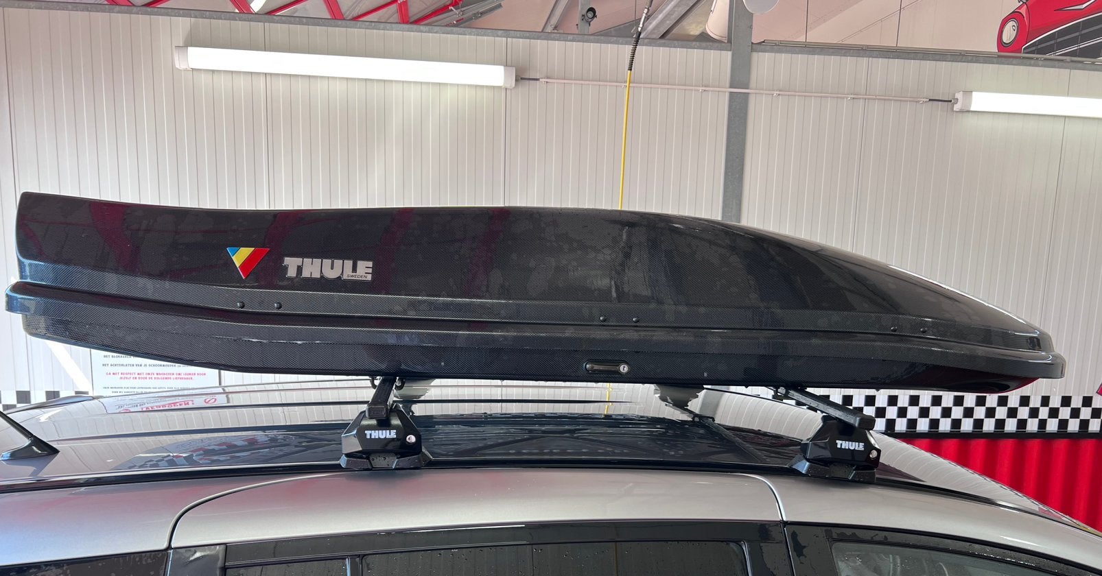 Thule Vision 650 - Carbon look, Auto diversen, Ophalen, Gebruikt