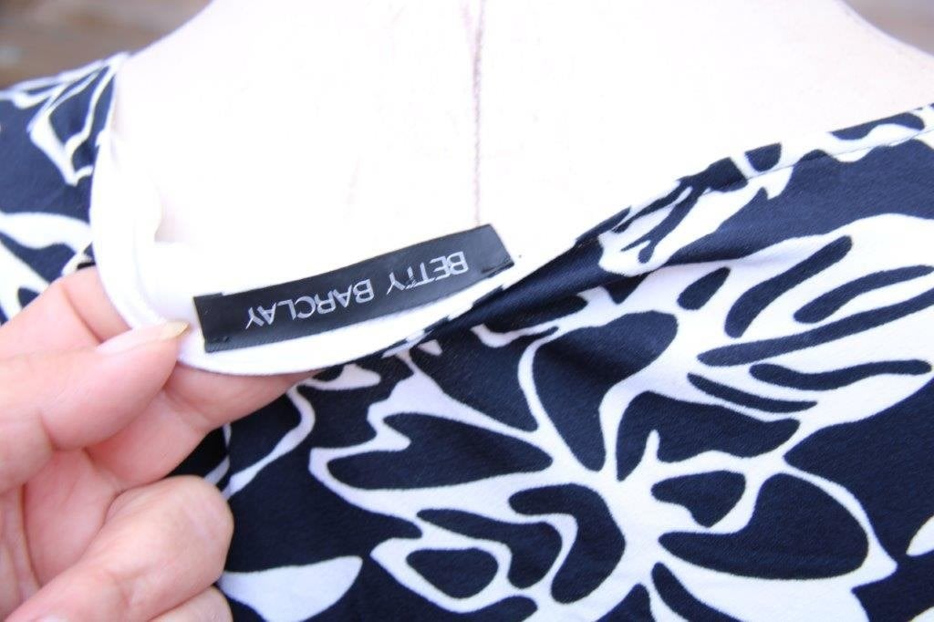 Jurk donkerblauw/ creme Betty Barclay mt 46 Vaste prijs, Kleding | Dames, Blauw, Maat 46/48 (XL) of groter, Betty Barclay, Ophalen of Verzenden