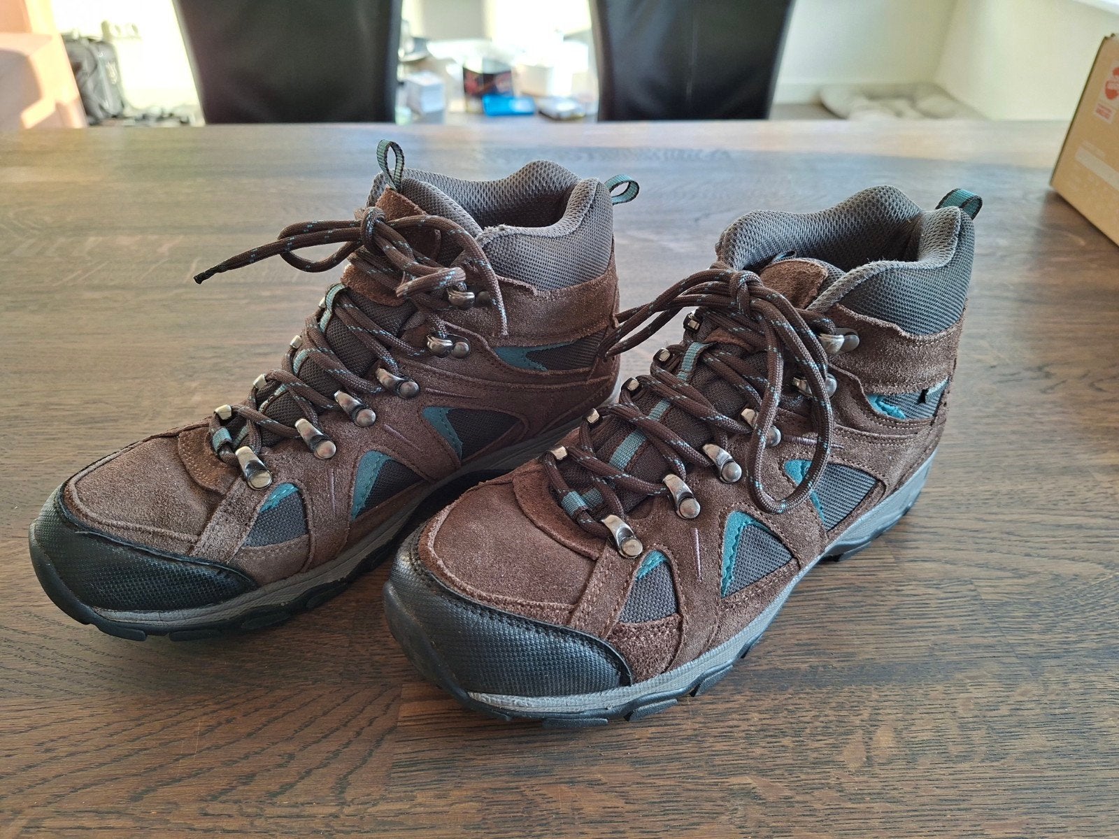 Wandelschoenen Human Nature, mt 37, Ophalen of Verzenden, Zo goed als nieuw, Schoenen