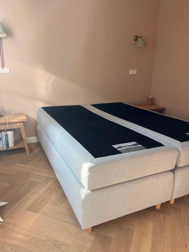 Bed, Ophalen, Beige, Tweepersoons, Zo goed als nieuw