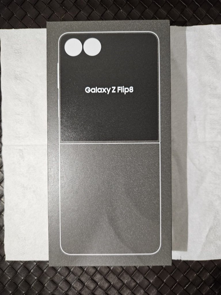 Galaxy Z Flip8, 12GB ram, 256GB Zwart, Zwart, Touchscreen, Nieuw, Ophalen of Verzenden