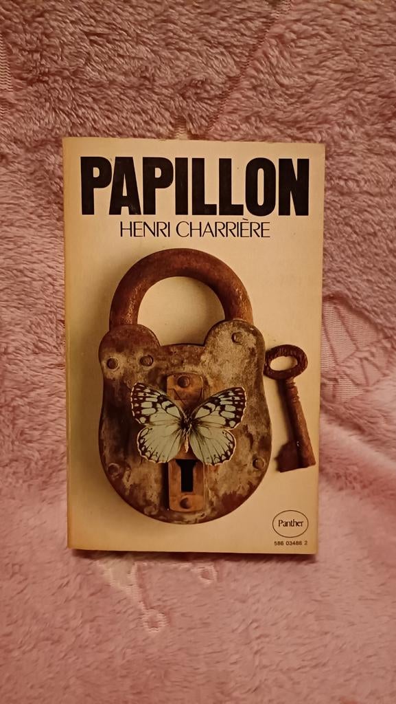 Charrière, Henri - Papillon, Boeken, Gelezen, Non-fictie, Ophalen of Verzenden, Henri Charrière