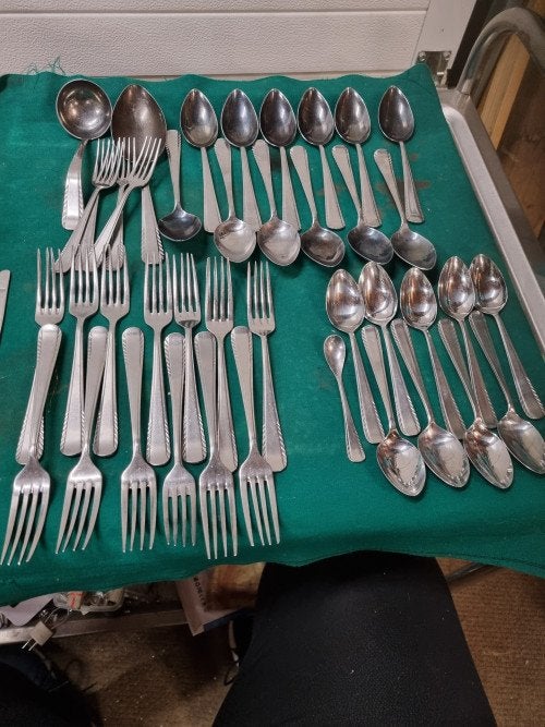 bestek nona door en door vlekvrij 41dlg, Huis en Inrichting, Ophalen of Verzenden, 'T Olde Gre-j, Info@toldegrej.nl, Endepoelstraat 20f Didam