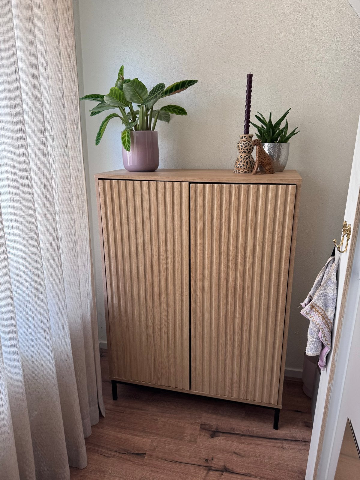 Celine Kast met 2 Deuren - Natuurlijke Spaanplaat, Ophalen, 100 tot 150 cm, 50 tot 100 cm, Zo goed als nieuw