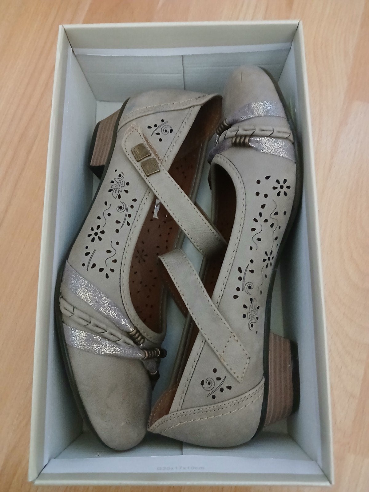 Mooie Ladyflex schoenen in maat 40., Ophalen, Beige, Zo goed als nieuw, Ladyflex