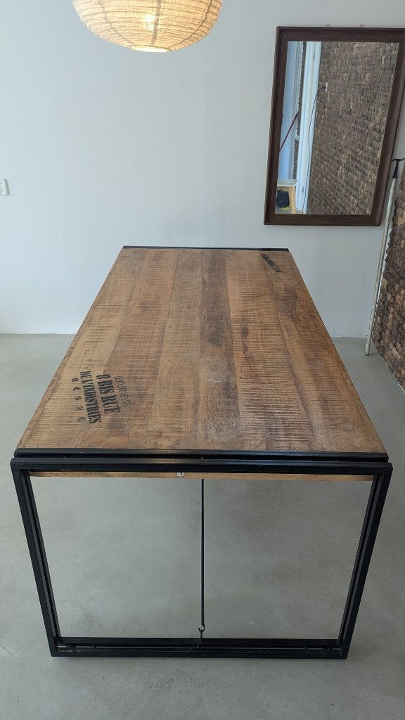 Tafel hout - Gietijzeren onderstel, Huis en Inrichting, Tafels | Eettafels, Ophalen, Gebruikt, 50 tot 100 cm, 150 tot 200 cm