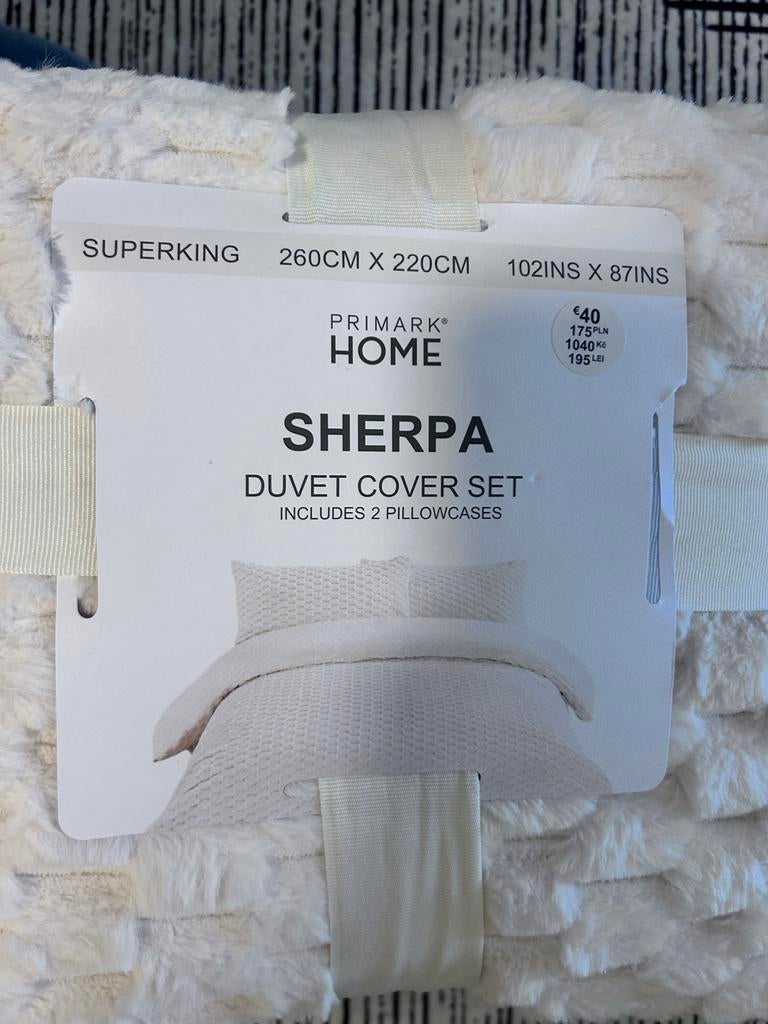Nieuw Kingsize Dekbedovertrekset Sherpa - Primark Home, Huis en Inrichting, Ophalen of Verzenden, Nieuw, Overige materialen, 200 cm of meer