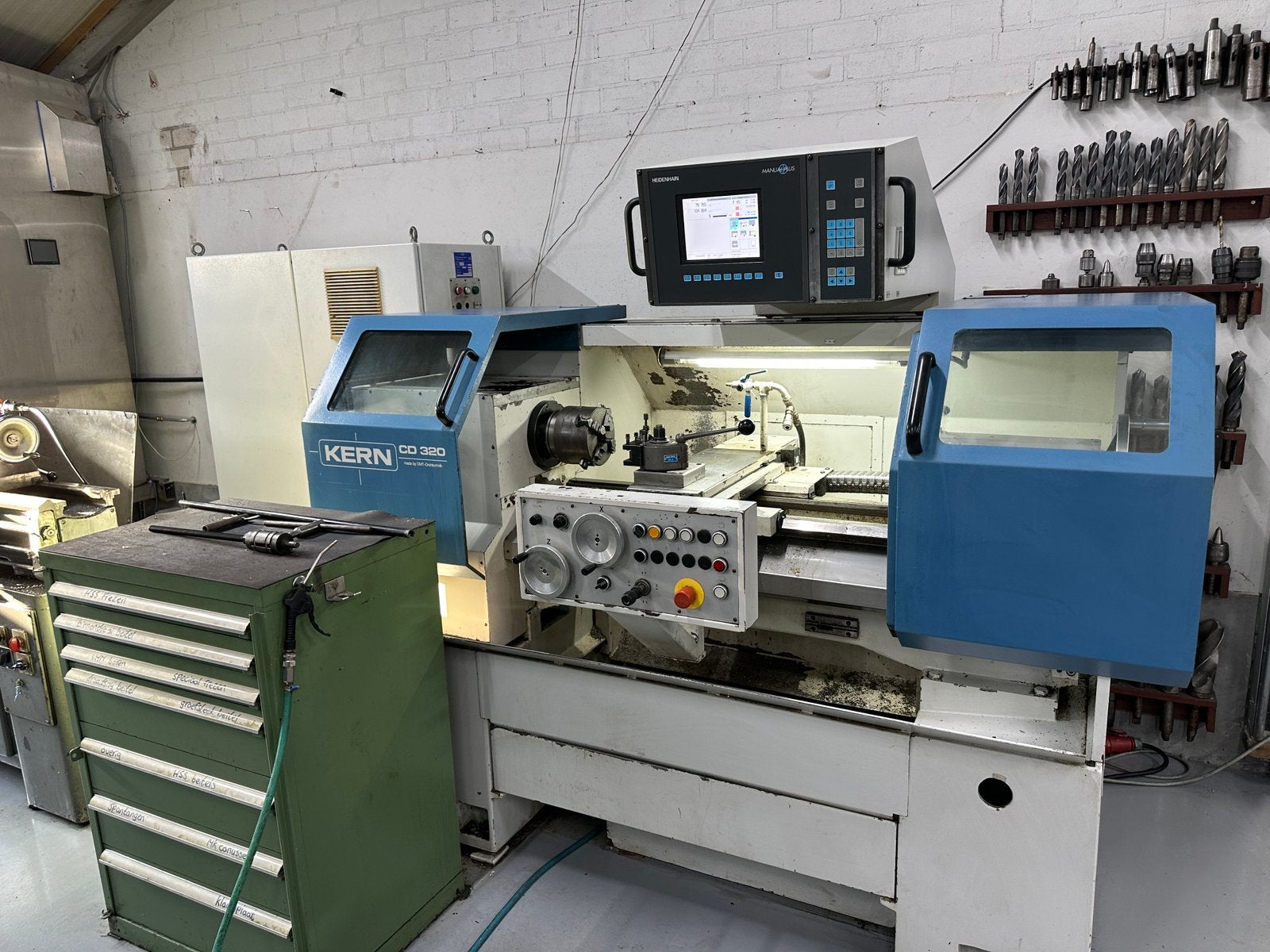 DMT CD 320 Kern teach-in draaibank Heidenhain manual plus, Ophalen, Metaaldraaibank, Computergestuurd (Cnc), Gebruikt
