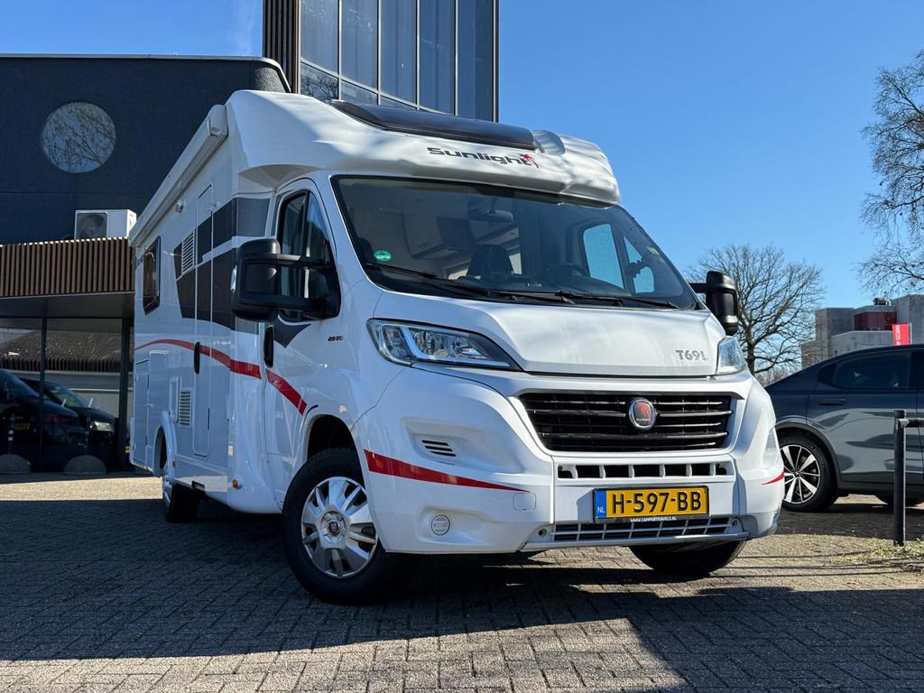 Fiat Ducato Capron/Hymer T69L Sunlight Half-integraal Euro6, Berghausstr. 1
D-01844   Neustadt in Sachsen, DE, Bedrijf, CAPRON GmbH