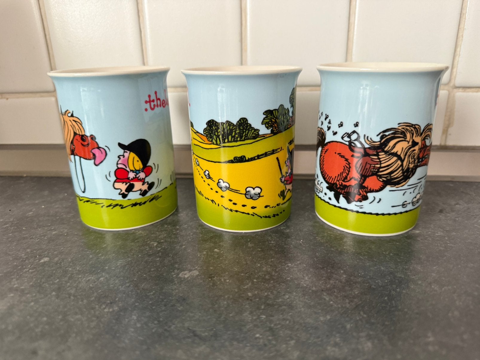 Norman Thelwell bekers pony, Verzamelen, Porselein, Kristal en Bestek, Ophalen of Verzenden, Zo goed als nieuw, Porselein, Kop en/of schotel